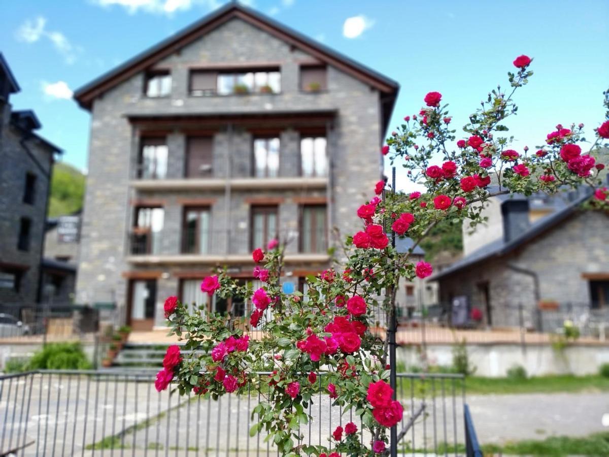 Apart. Casa Juaneta Pirineo-Ordesa Broto Exterior photo